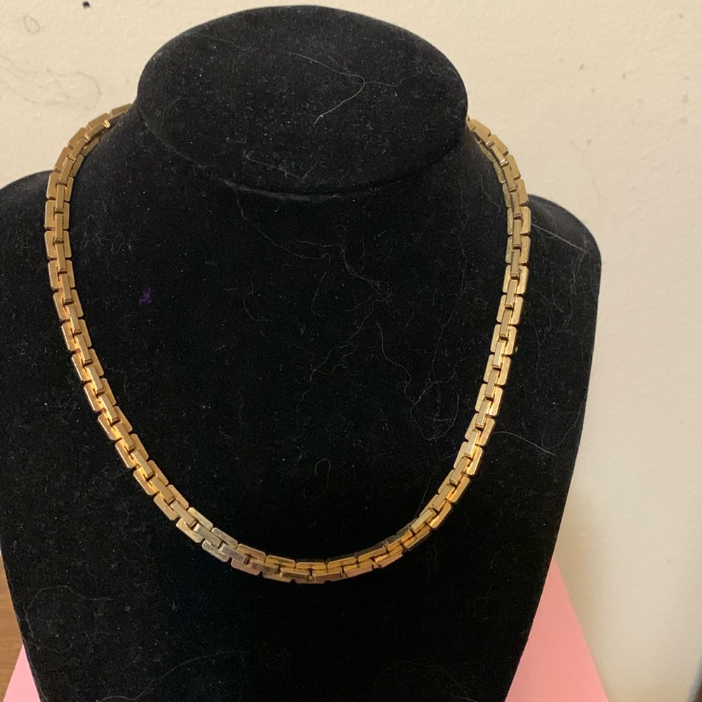 Beautiful necklace 14”